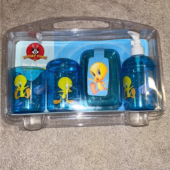 Warner Bros. Bath Tweety Bird Bathroom Set Poshmark